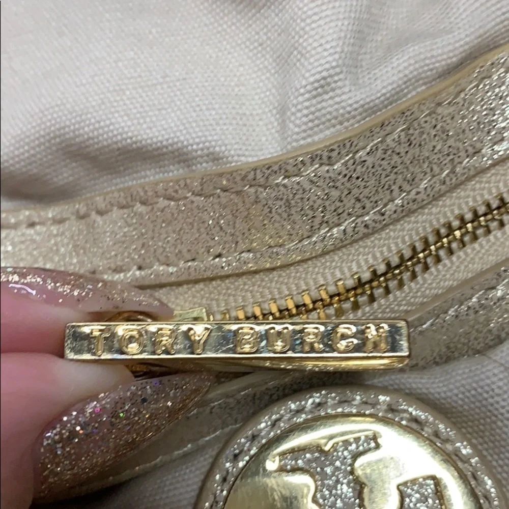 Tory Burch Dean hobo in shimmer